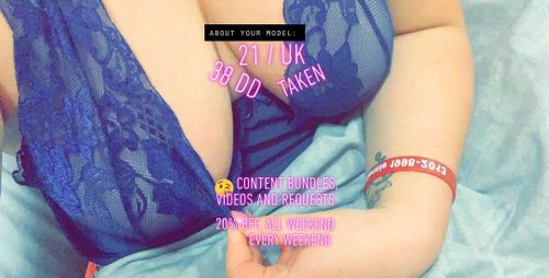 cxurttlouu nude