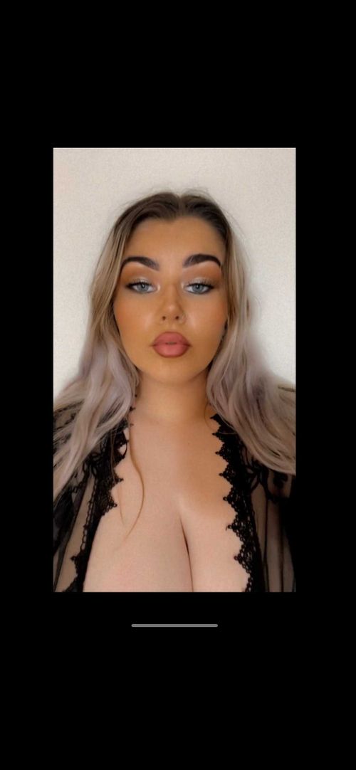 chelsannaxx