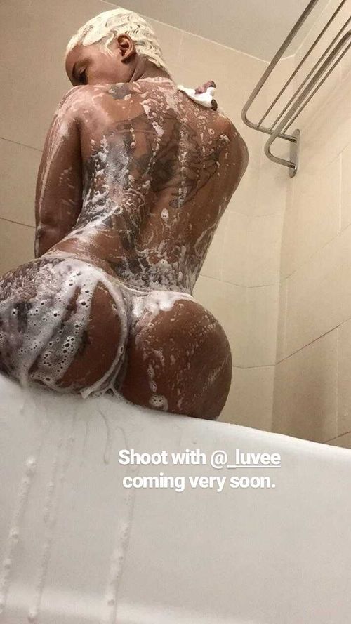 luvee nude