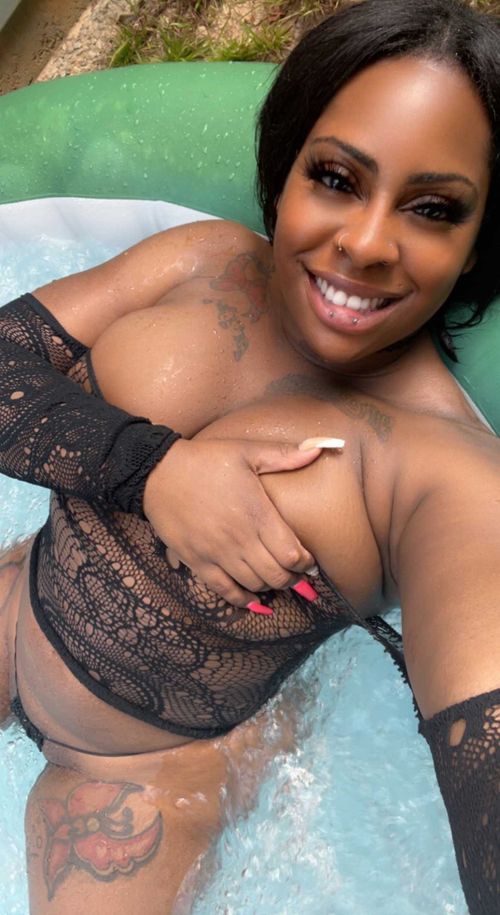 onixbigbooty513 nude