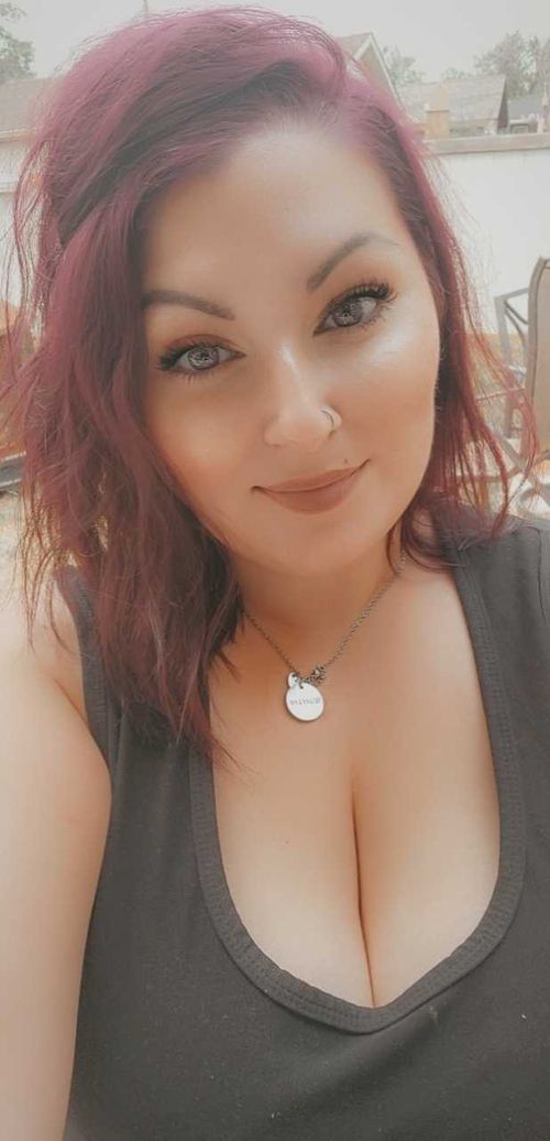 curvynsexibaby