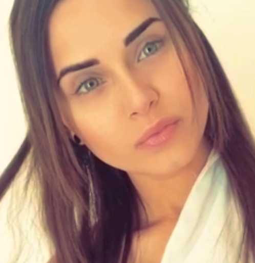 sineless_monica