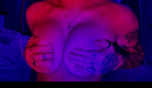 slimpeachh nude